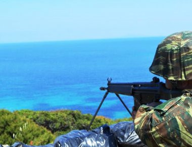 Ενισχύονται οι ελληνικές στρατιωτικές δυνάμεις στα νησιά «κλειδιά» - Εκτακτα μέτρα από το ΓΕΕΘΑ (βίντεο)